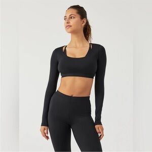 NWT RARE Outdoor Voices Black Sculpt Longsleeve Crop Top